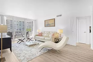5700 Collins Ave, Miami Beach, FL 33140 - Photo 5