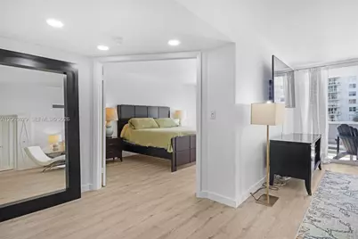 5700 Collins Ave #4C, Miami Beach, FL 33140 - Photo 11