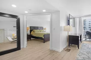5700 Collins Ave, Miami Beach, FL 33140 - Photo 11