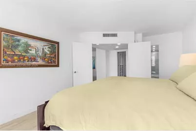 5700 Collins Ave #4C, Miami Beach, FL 33140 - Photo 15