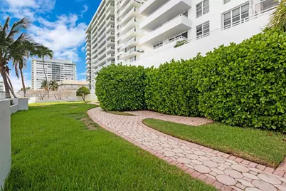 5700 Collins Ave #4C, Miami Beach, FL 33140 - Photo 45