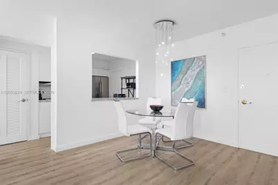 5700 Collins Ave #4C, Miami Beach, FL 33140 - Photo 7