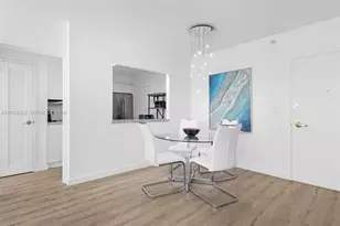 5700 Collins Ave, Miami Beach, FL 33140 - Photo 7