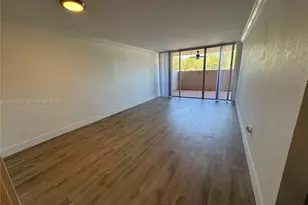 10425 SW 112th Ave, Miami, FL 33176 - Photo 7