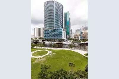 465 Brickell Ave #604, Miami, FL 33131 - Photo 9
