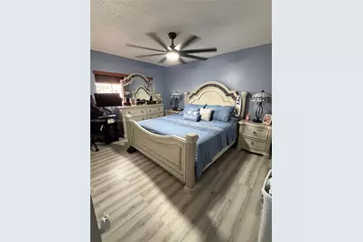 7878 W 29th Ln #202, Hialeah, FL 33018 - Photo 13