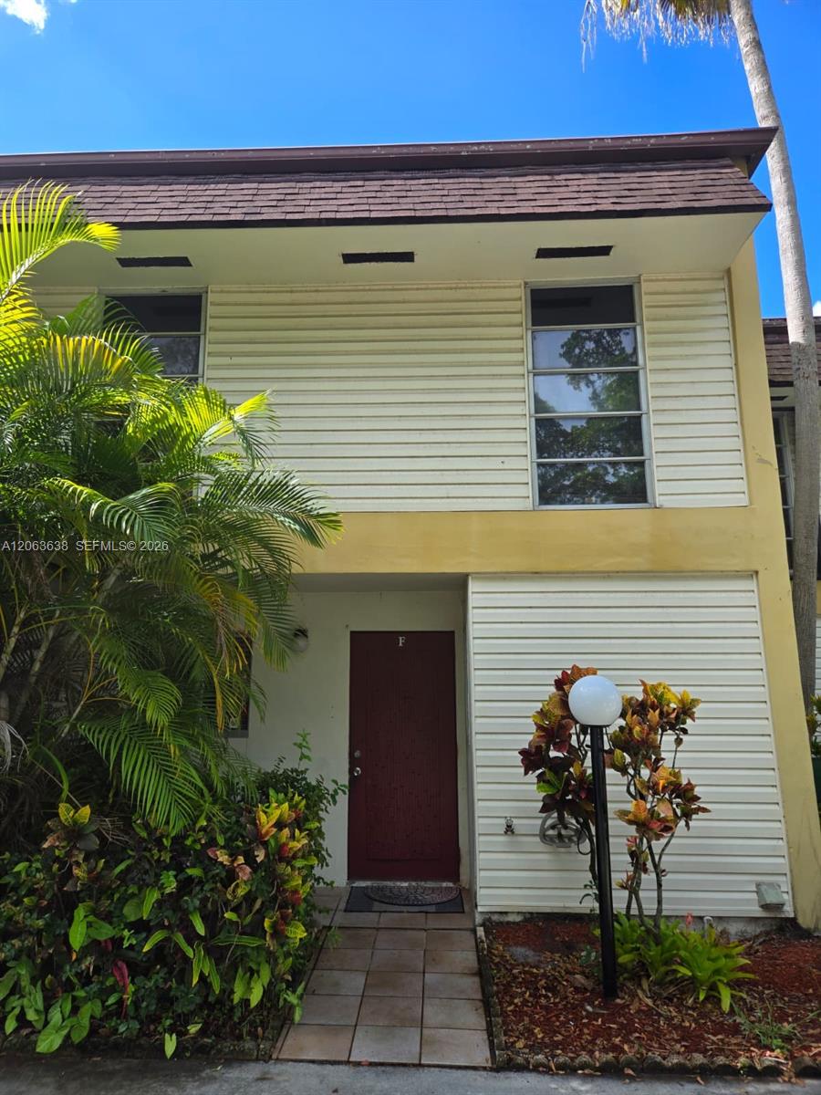 3320 Simms #11F - 3320 Simms #11F, Hollywood, FL 33021 Luxury Property | Jose Angel Pina
