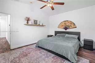 1917 SE 14th St, Homestead, FL 33035 - Photo 15