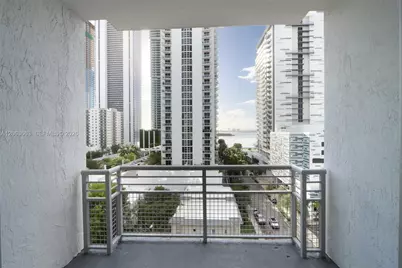 2200 NE 4th Ave #802, Miami, FL 33137 - Photo 3