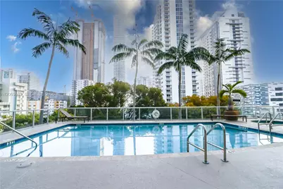 2200 NE 4th Ave #802, Miami, FL 33137 - Photo 31