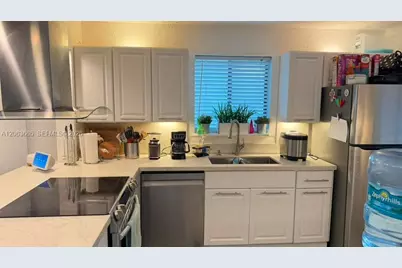 440 Lakeview Dr #204, Weston, FL 33326 - Photo 11