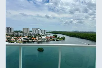 400 Sunny Isles Blvd #1401, Sunny Isles Beach, FL 33160 - Photo 3