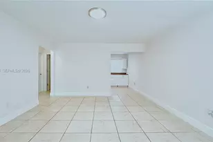 286 NW 39th St, Miami, FL 33127 - Photo 21