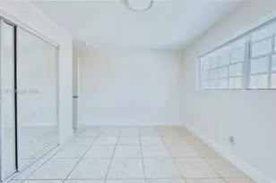 286 NW 39th St, Miami, FL 33127 - Photo 9