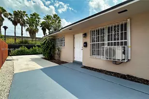 286 NW 39th St, Miami, FL 33127 - Photo 25