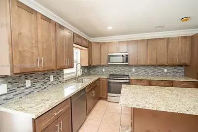 5613 Pierce St #1, Hollywood, FL 33021 - Photo 9