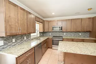 5613 Pierce St, Hollywood, FL 33021 - Photo 9