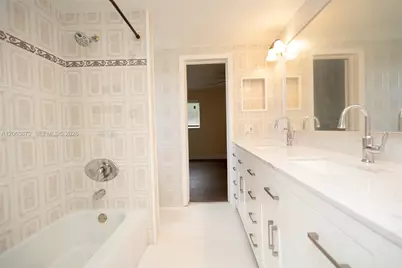 5613 Pierce St #1, Hollywood, FL 33021 - Photo 23