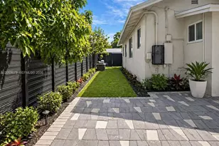 135 NW 68th St, Miami, FL 33150 - Photo 13