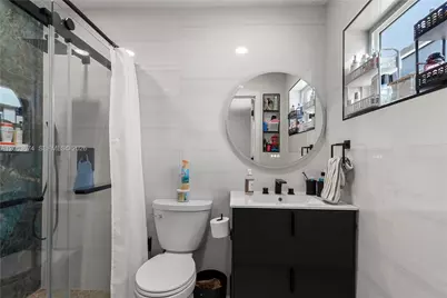 1150 N Douglas Rd, Pembroke Pines, FL 33024 - Photo 21