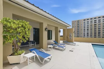 4242 NW 2nd St #807, Miami, FL 33126 - Photo 9