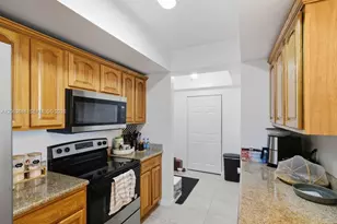 4242 NW 2nd St, Miami, FL 33126 - Photo 23