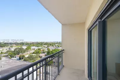 4242 NW 2nd St #807, Miami, FL 33126 - Photo 27