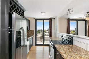 8100 Byron Ave, Miami Beach, FL 33141 - Photo 3