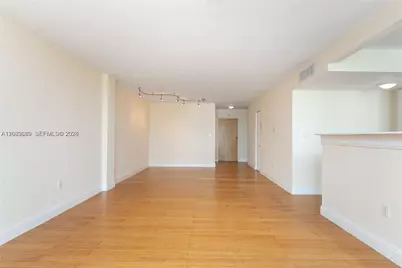 8100 Byron Ave #501, Miami Beach, FL 33141 - Photo 11