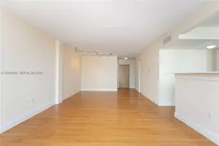 8100 Byron Ave, Miami Beach, FL 33141 - Photo 11