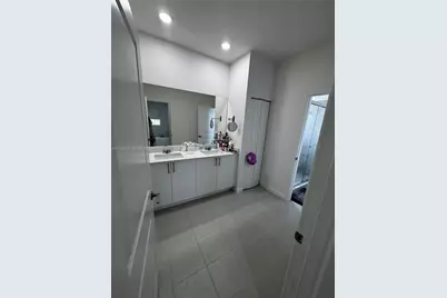 18618 SW 136th Ct, Miami, FL 33177 - Photo 13