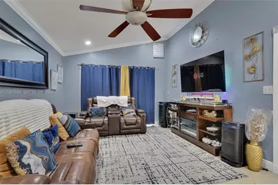 3740 Marlberry Ln, Miramar, FL 33025 - Photo 17
