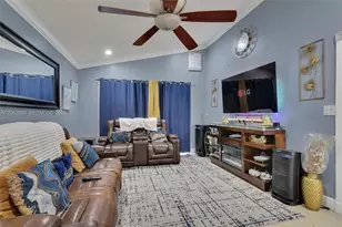 3740 Marlberry Ln, Miramar, FL 33025 - Photo 17