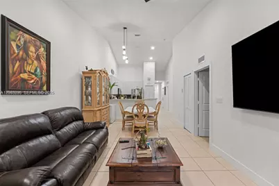 3220 NE 11th Dr, Homestead, FL 33033 - Photo 3