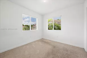 2478 SE 10th Ct, Homestead, FL 33035 - Photo 11