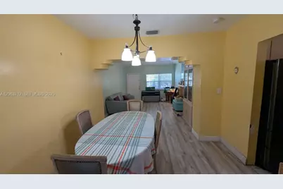 1655 SW 20th St, Miami, FL 33145 - Photo 7