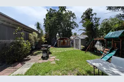 1655 SW 20th St, Miami, FL 33145 - Photo 25