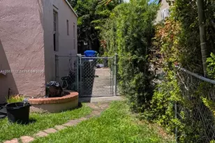 1655 SW 20th St, Miami, FL 33145 - Photo 21