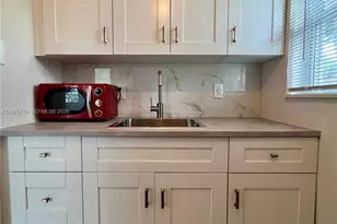 150 NE 59th St, Miami, FL 33137 - Photo 13