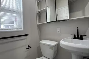150 NE 59th St, Miami, FL 33137 - Photo 29