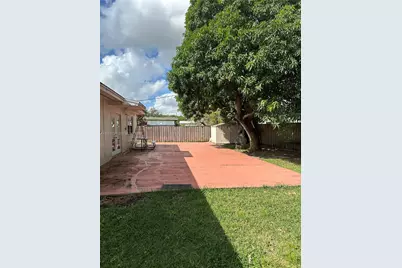 10321 SW 51st St, Miami, FL 33165 - Photo 5