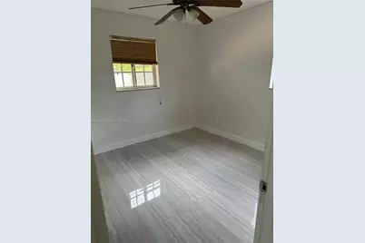 10321 SW 51st St, Miami, FL 33165 - Photo 11