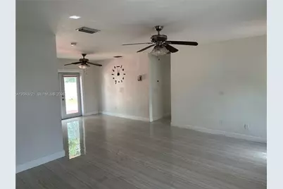10321 SW 51st St, Miami, FL 33165 - Photo 17