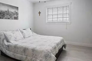 8121 SW 204th St, Cutler Bay, FL 33189 - Photo 7