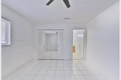 7100 NW 66th Ter, Tamarac, FL 33321 - Photo 13