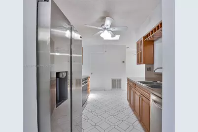 7100 NW 66th Ter, Tamarac, FL 33321 - Photo 3