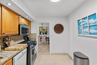 3140 S Ocean Dr #911, Hallandale Beach, FL 33009 - Photo 33