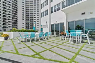 3140 S Ocean Dr, Hallandale Beach, FL 33009 - Photo 43