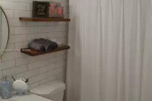 11554 NW 10th St, Pembroke Pines, FL 33026 - Photo 21
