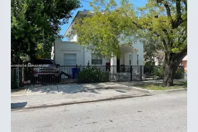 876 SW 2nd St, Miami, FL 33130 - Photo 3